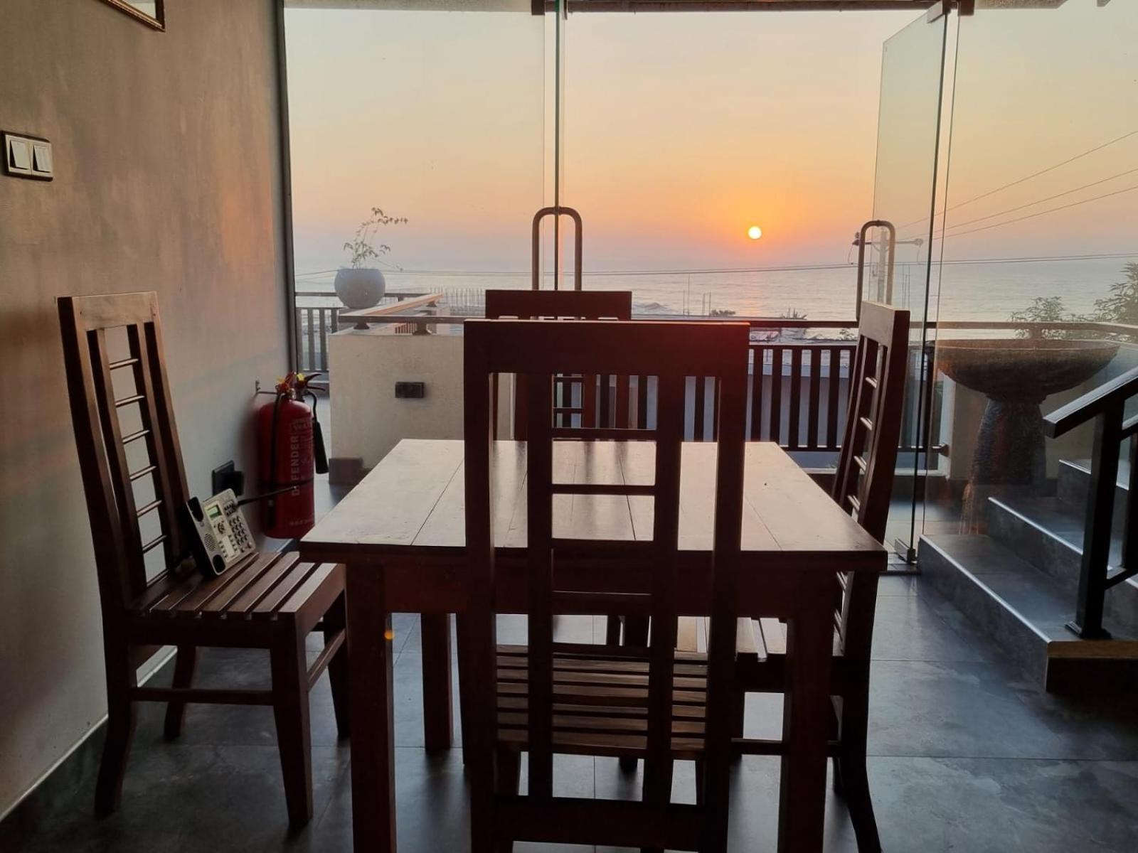Queens Beach Hotel Tangalle Luaran gambar
