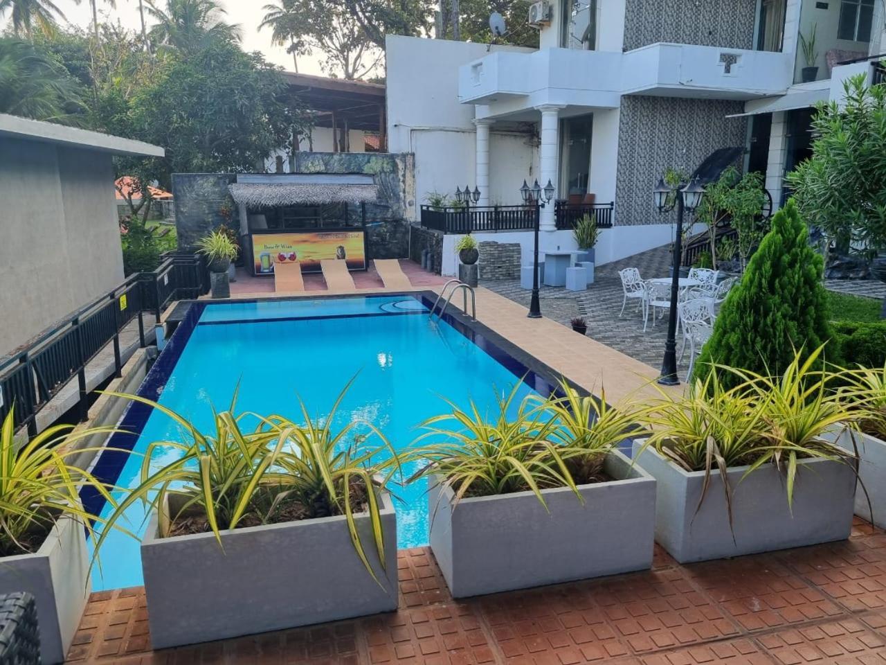 Queens Beach Hotel Tangalle Luaran gambar