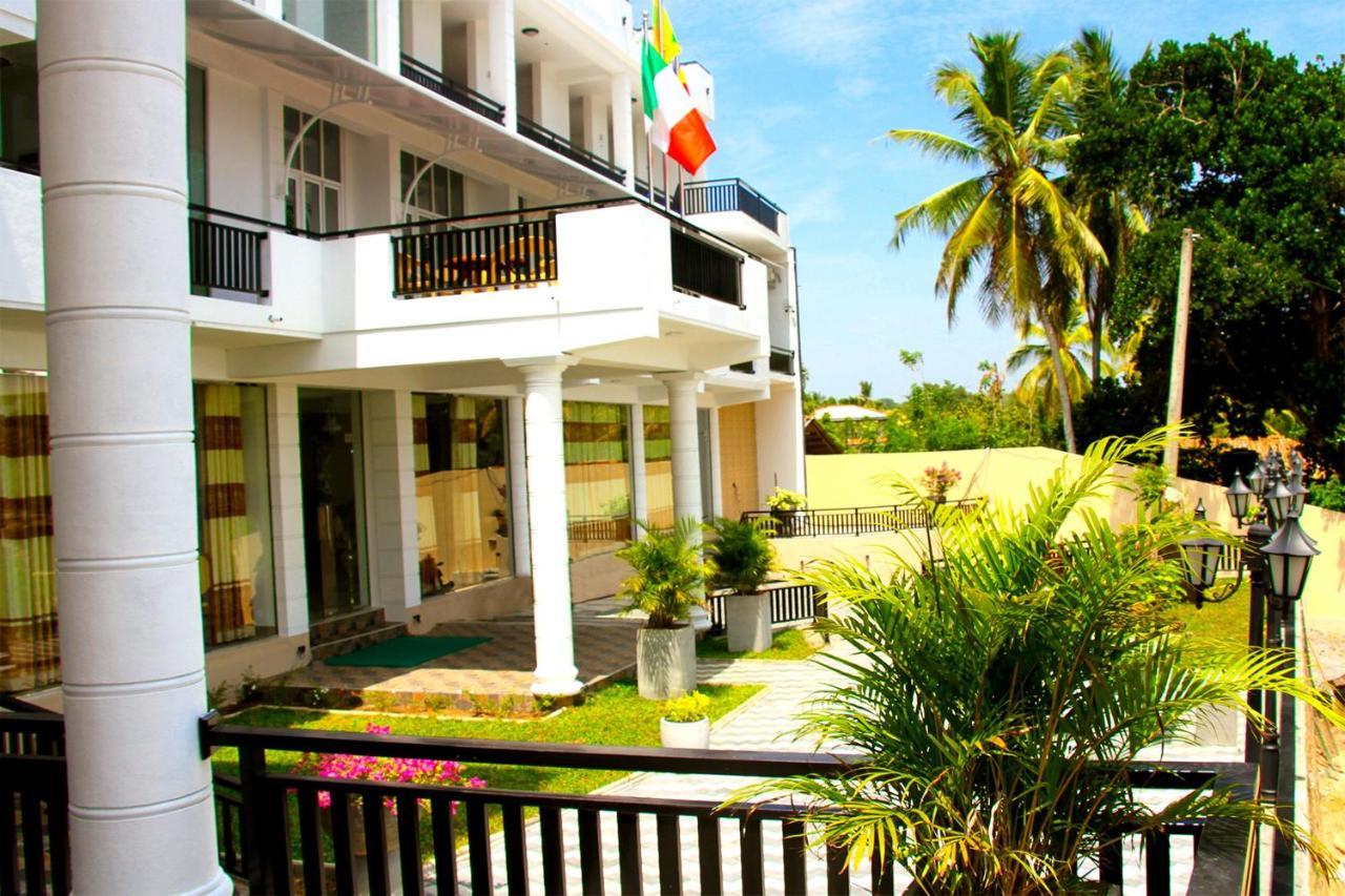 Queens Beach Hotel Tangalle Luaran gambar